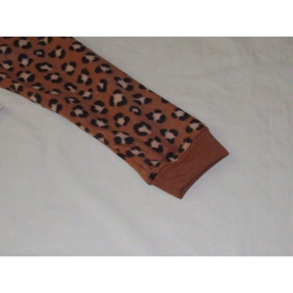 NEW One-Piece Pajamas L (10-12) Blanket Sleeper Union Suit Hooded Cheetah Fleece - Picture 5 of 6